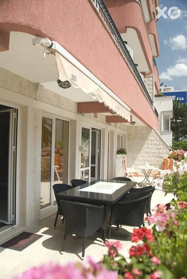 Radjenovic Apart Hotel