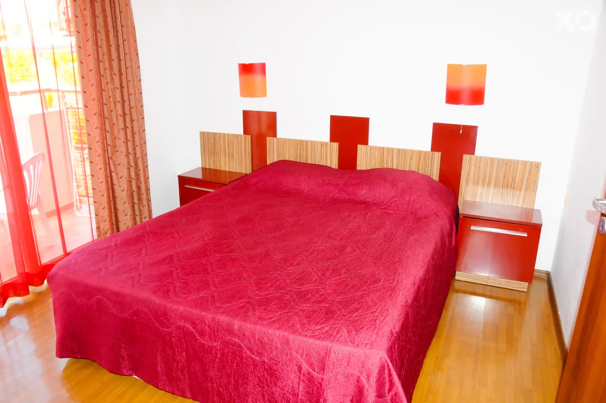 Apolis Hotel