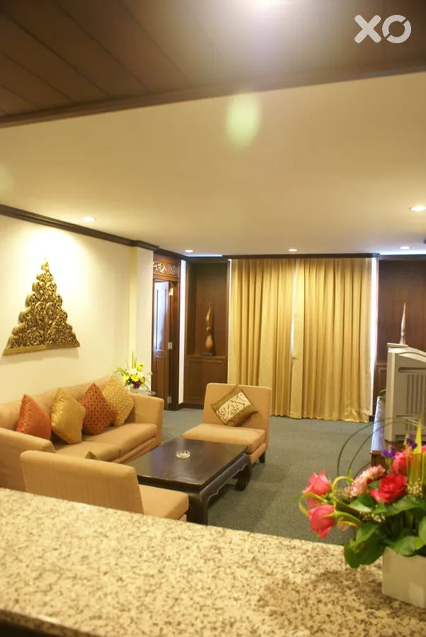 Royal Palace Hotel