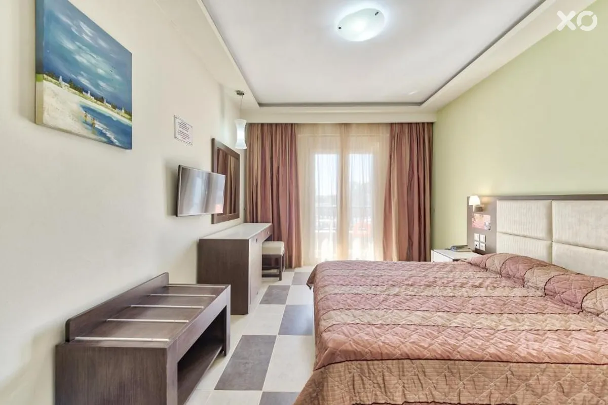 Majestic Hotel & Spa