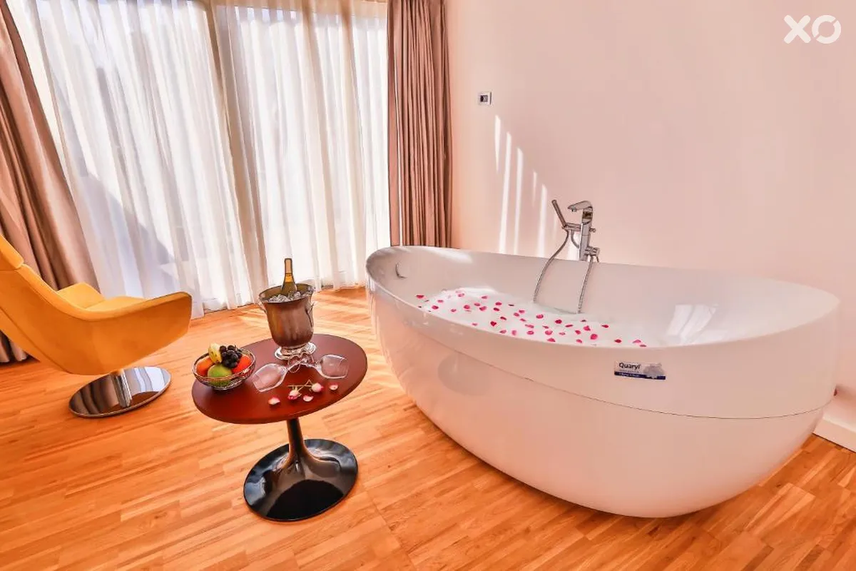 Business Life Hotel