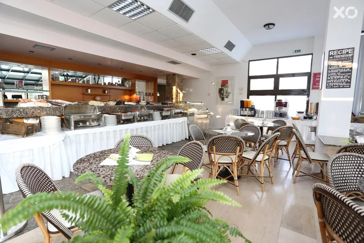 Dionysos Inn Hotel