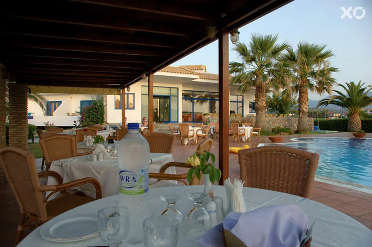 Oasis Hotel