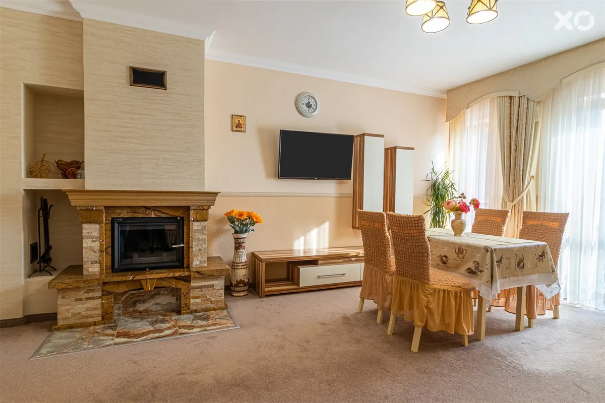 Petros Hotel