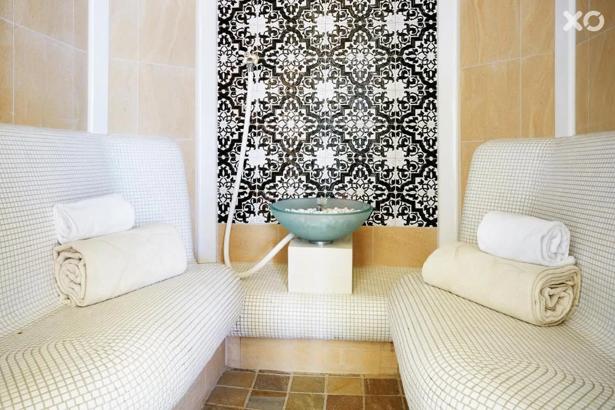 Grupotel Macarella Suites & Spa