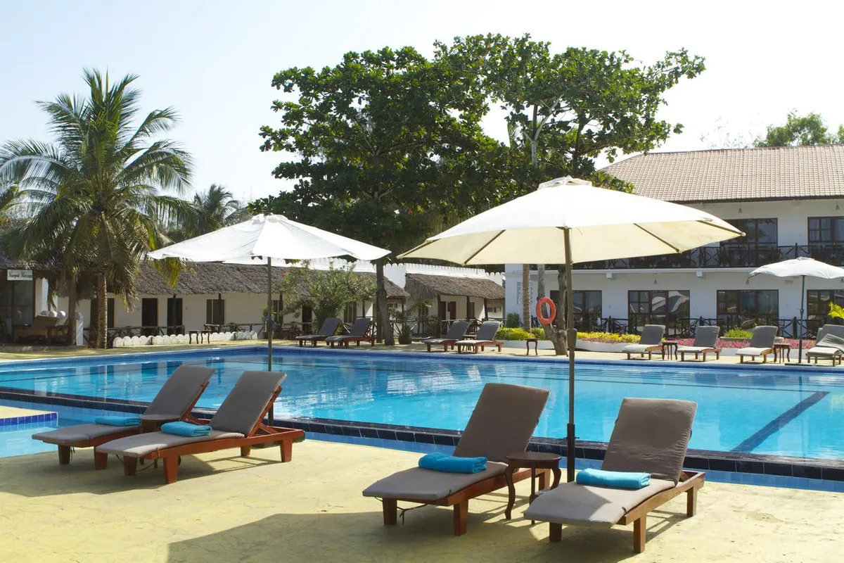 Amaan Bungalows Beach Resort