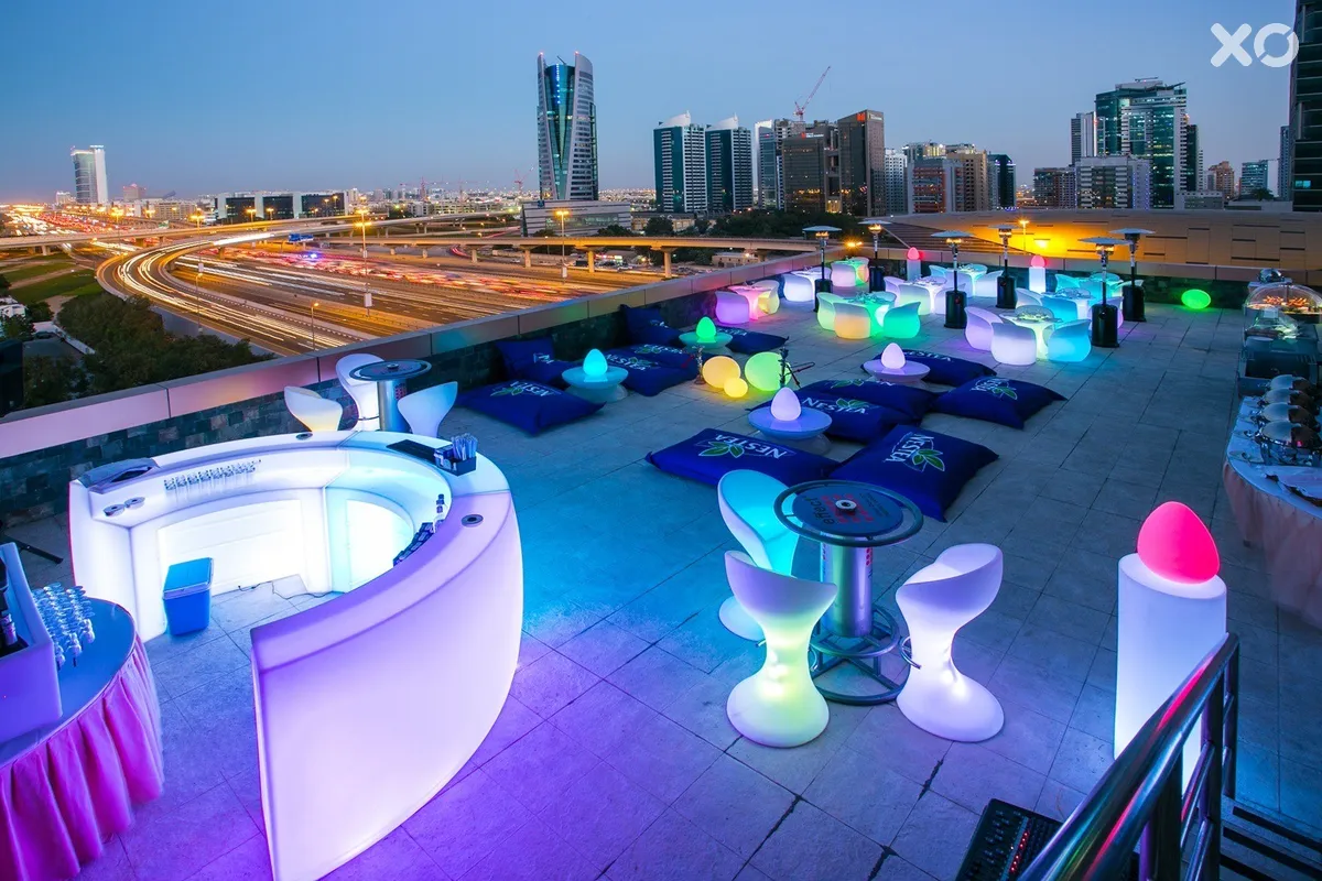 Two Seasons Hotel & Apartments Dubai