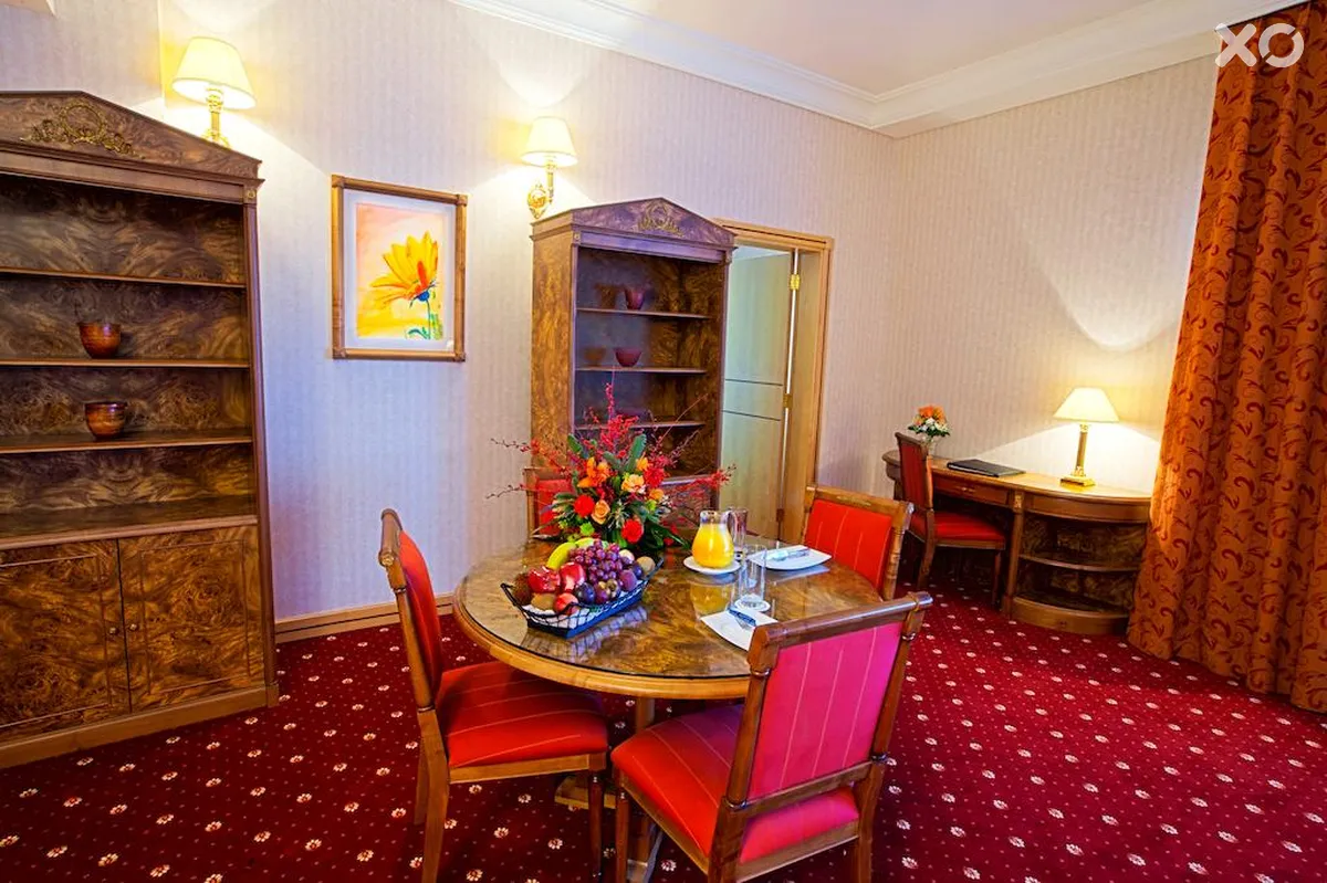Capitol Hotel