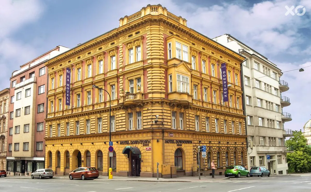 EA Hotel Downtown