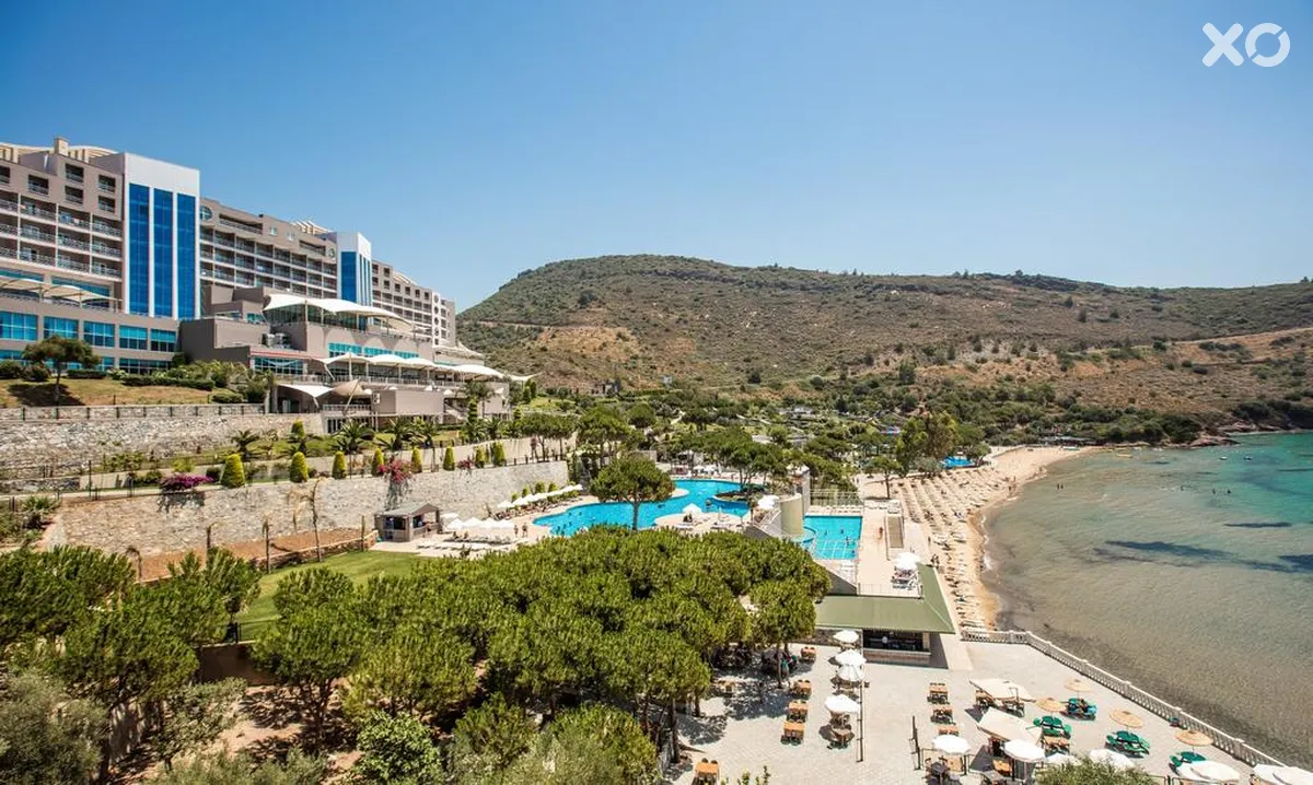 Aria Claros Beach & Spa Resort