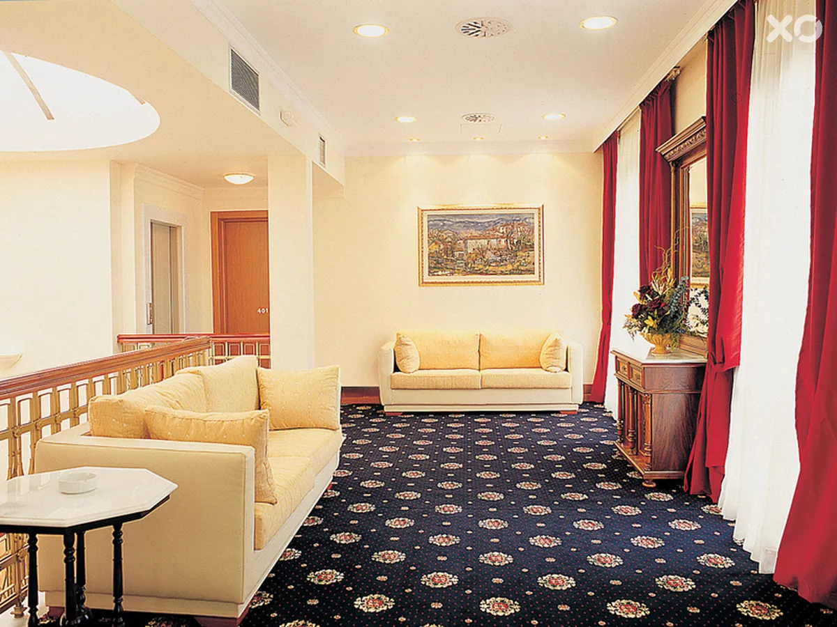 Minerva Premier Hotel