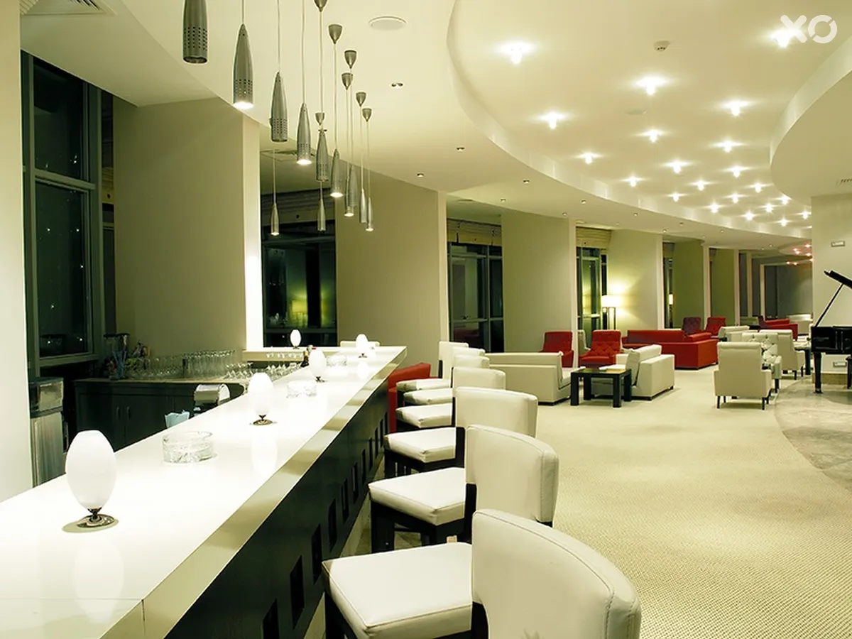 Charisma De Luxe Hotel