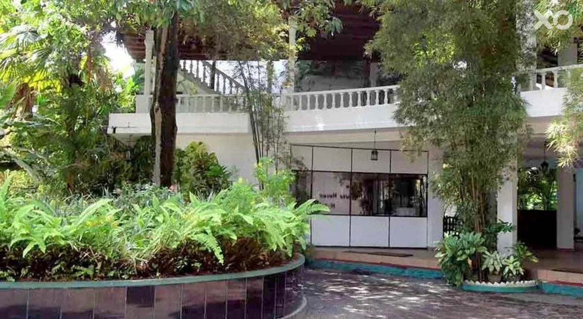 The White Haven Hotel