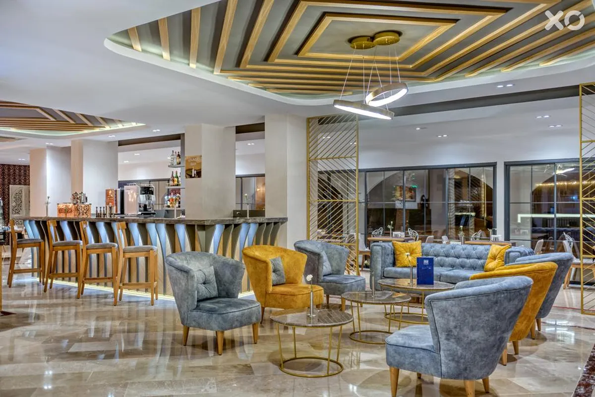 Sea Life Lounge