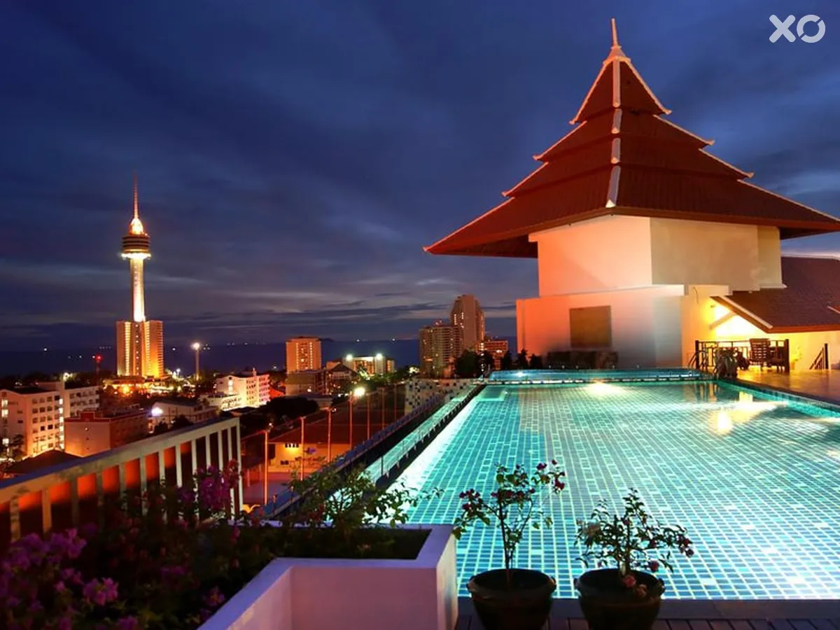 Aiyara Grand Hotel