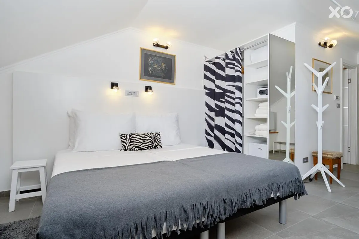 Zebra Hotel