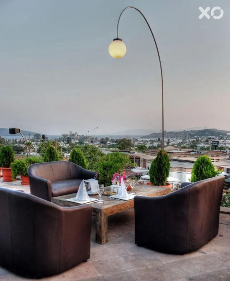 Lvzz Hotel
