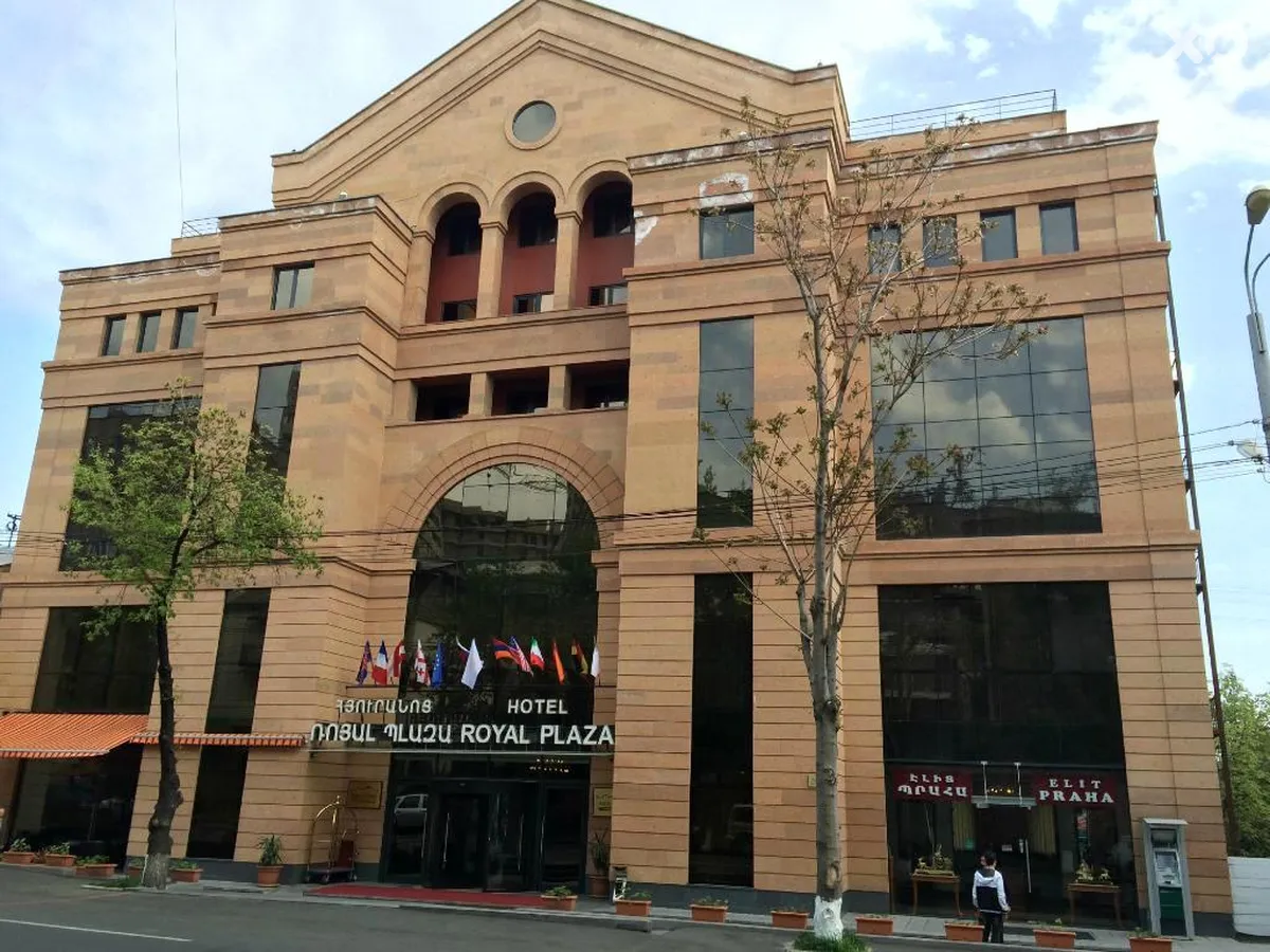 Royal Plaza Hotel