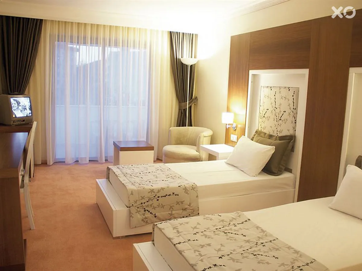Sentinus Beach Hotel