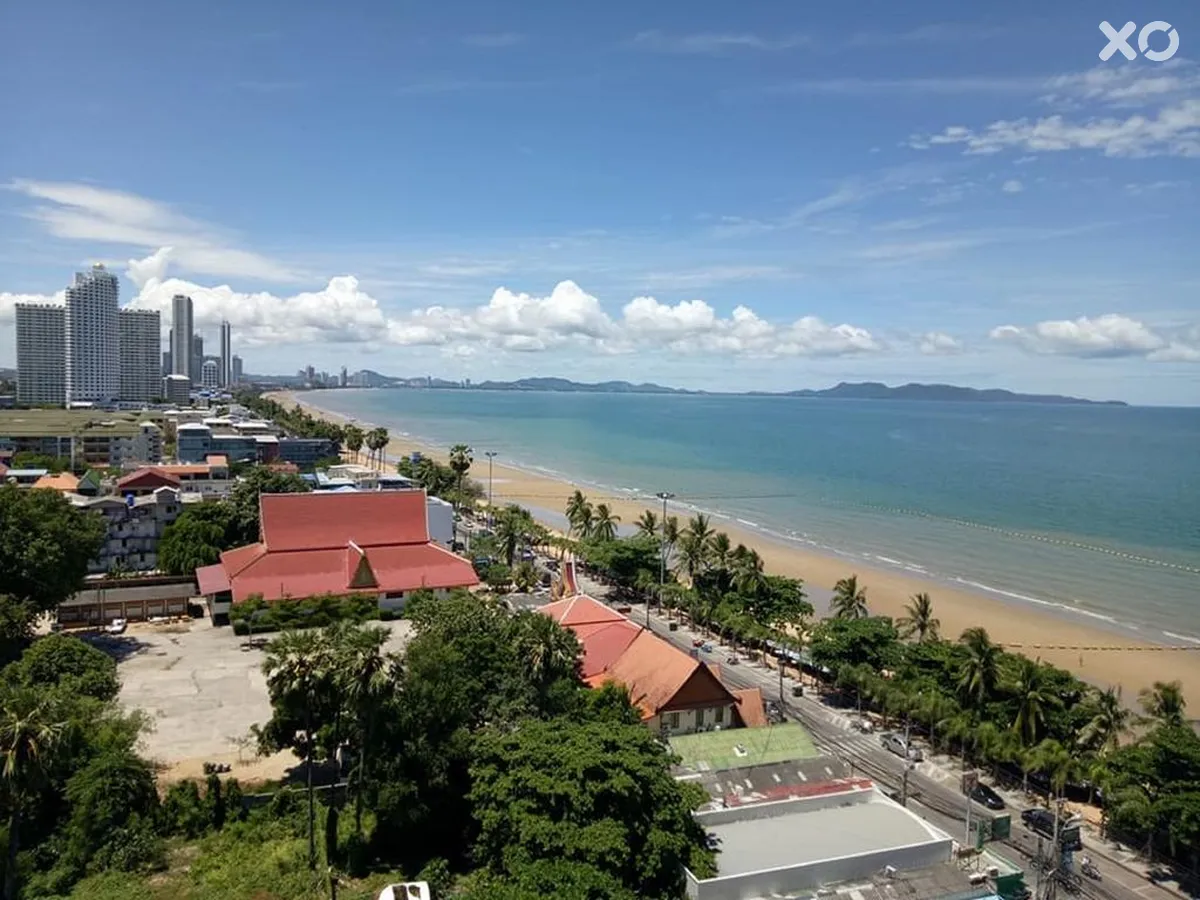 Grand Jomtien Palace
