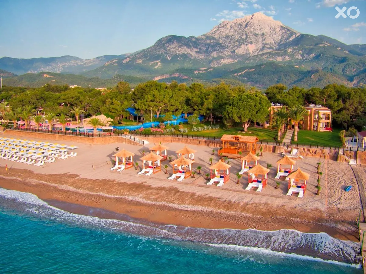 Pirate's Beach Club