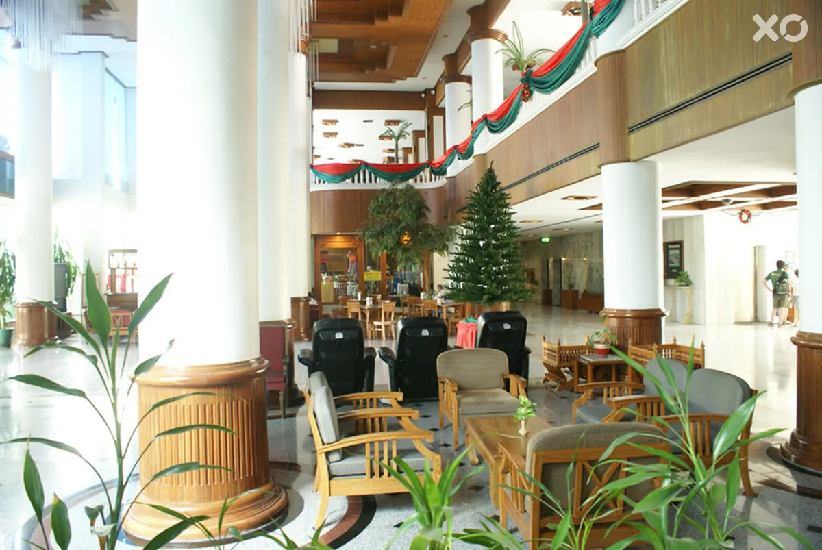 Royal Palace Hotel