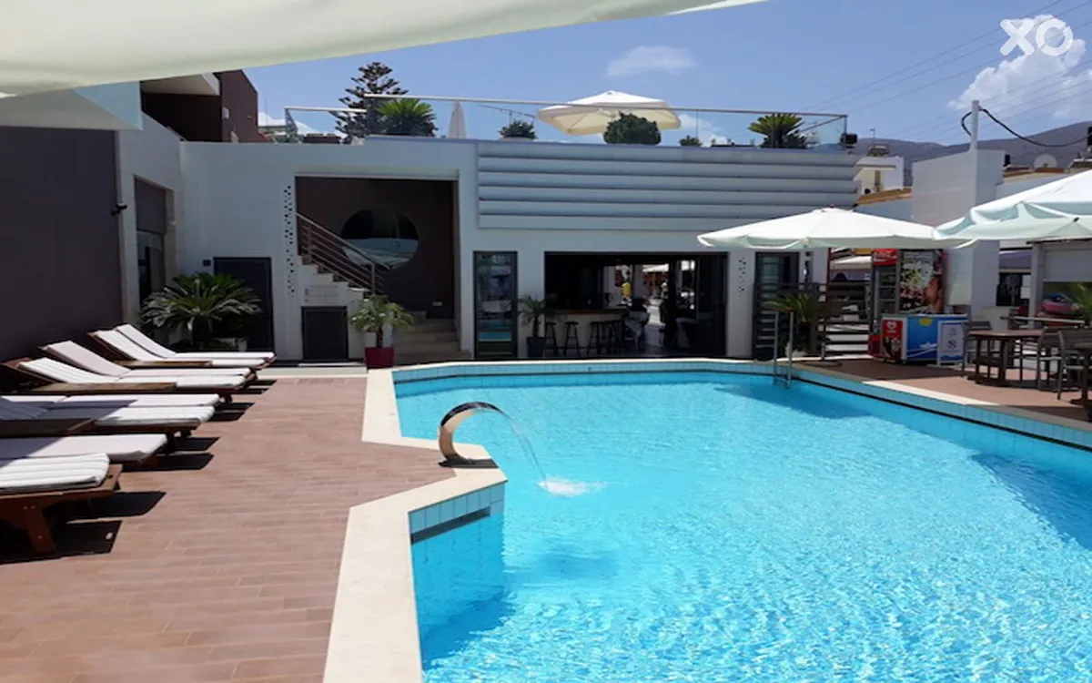 Dionysos Hotel