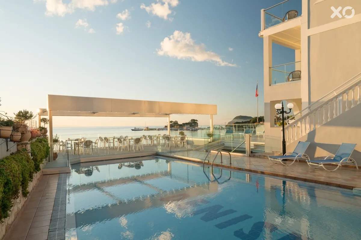 Denise Beach Hotel