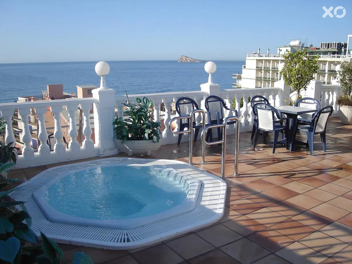 Avenida Hotel
