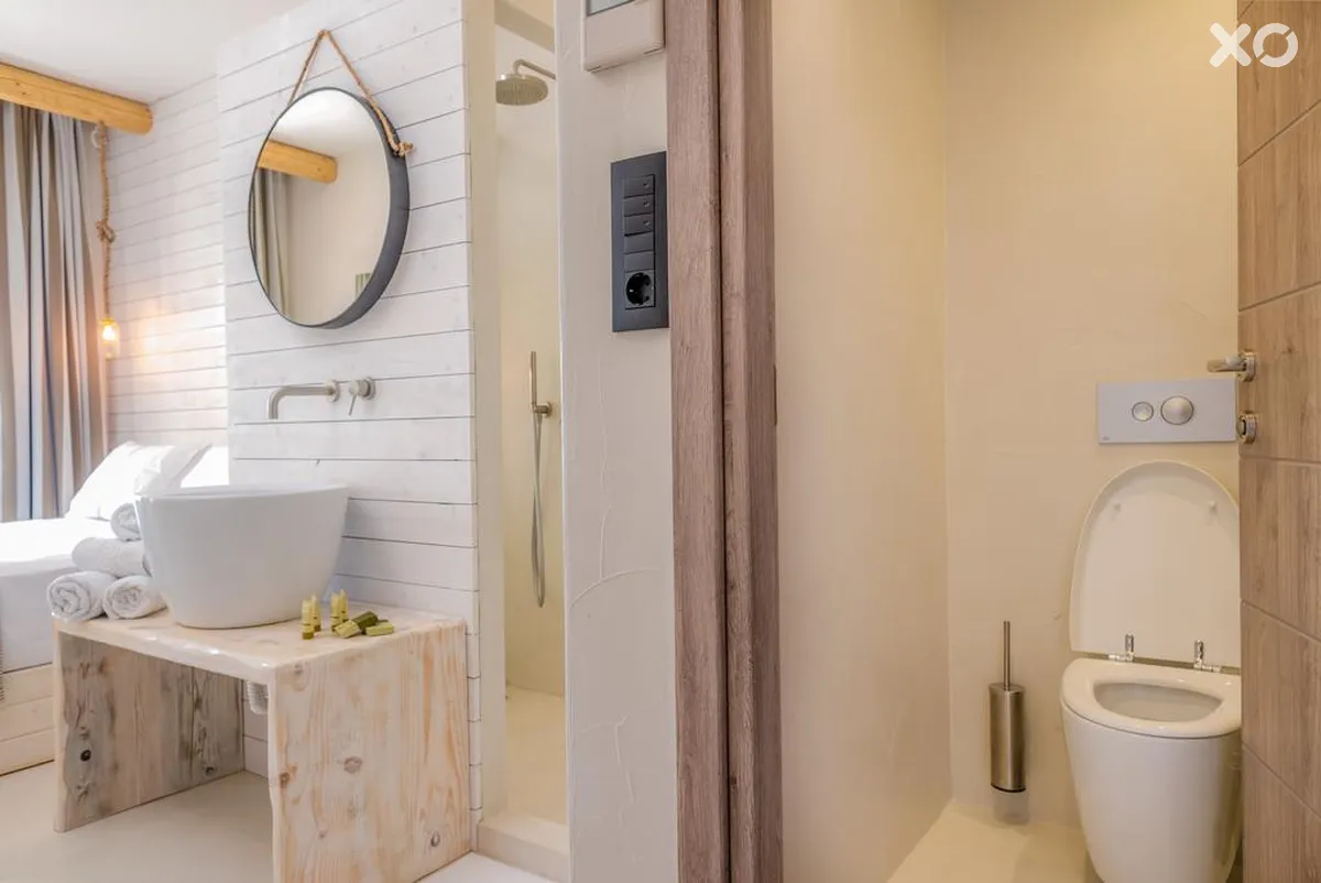 Gloria Maris Hotel Suites & Villa