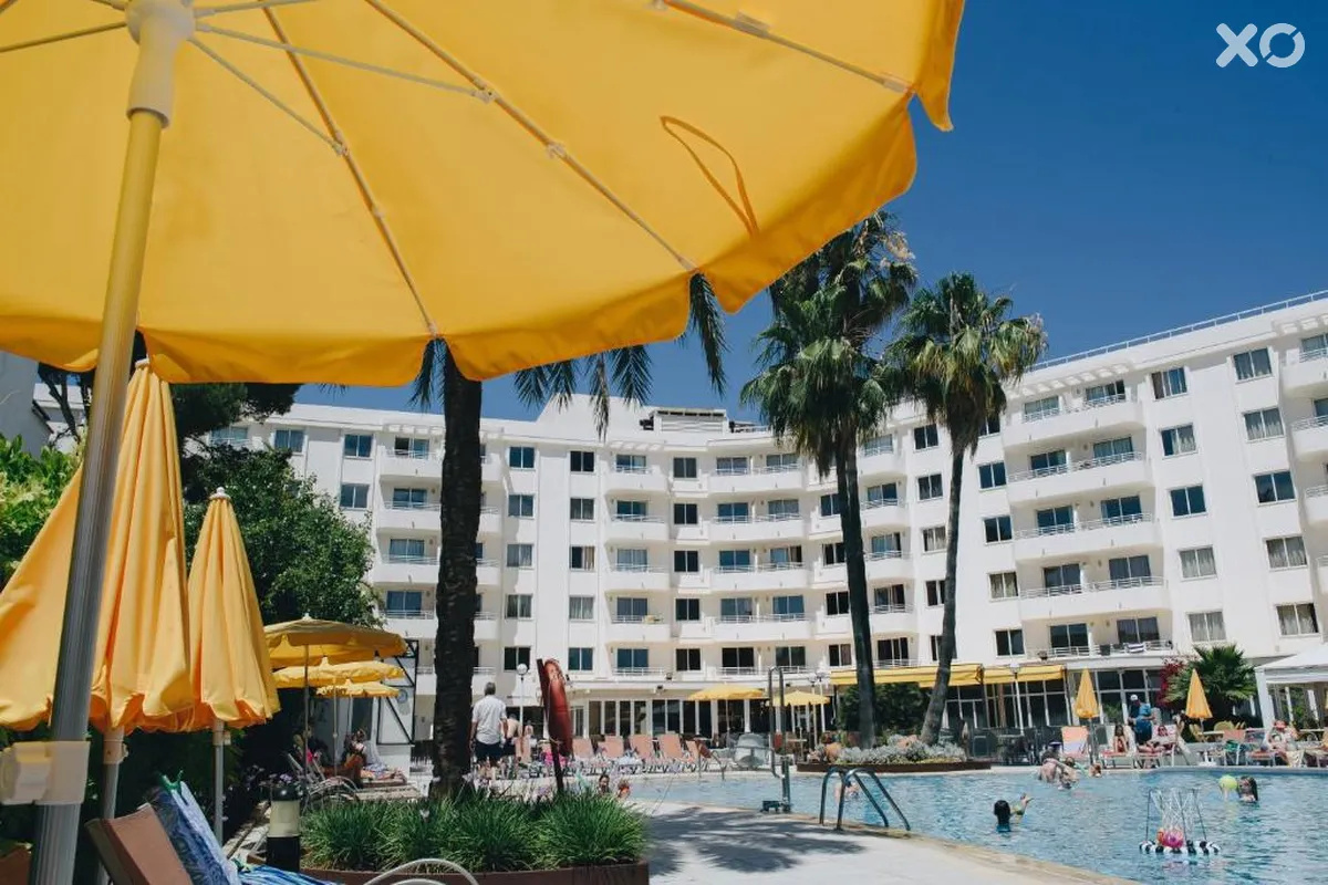 Ivory Playa Hotel