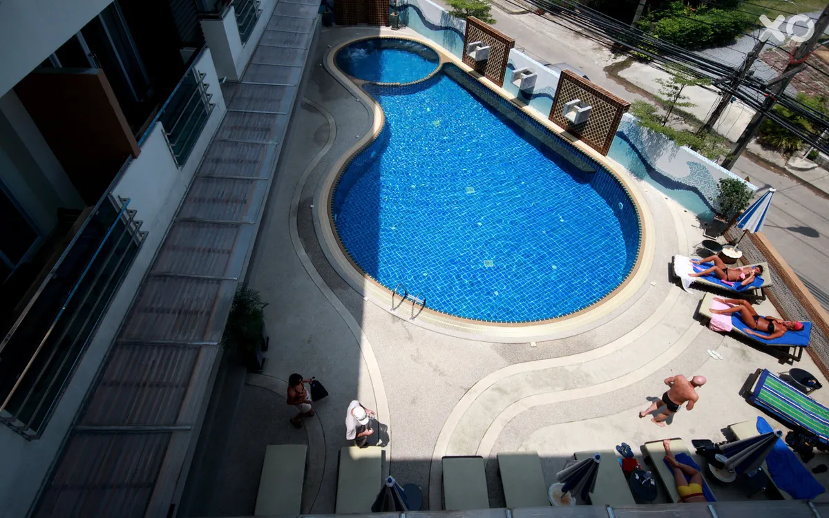 First Residence Hotel