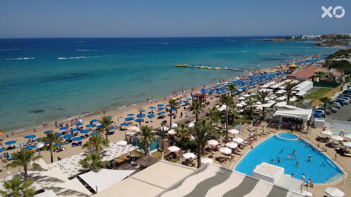 Vrissaki Beach Hotel