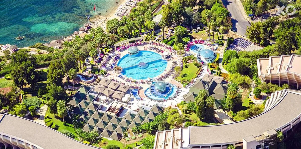 The Grand Blue Sky International Hotel