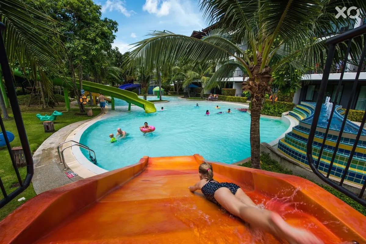 Holiday Ao Nang Beach Resort