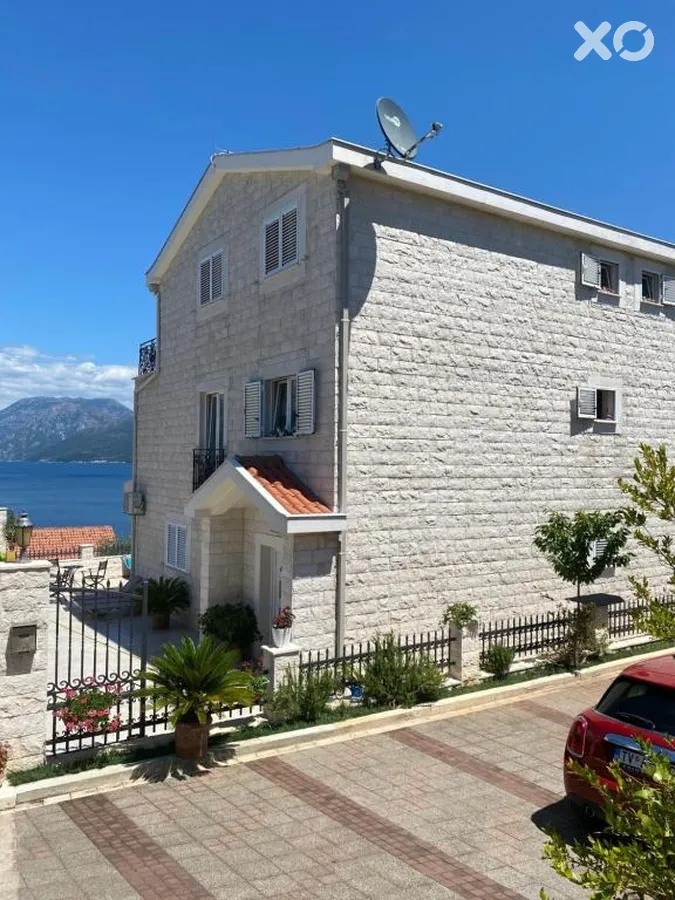 Mare Villa