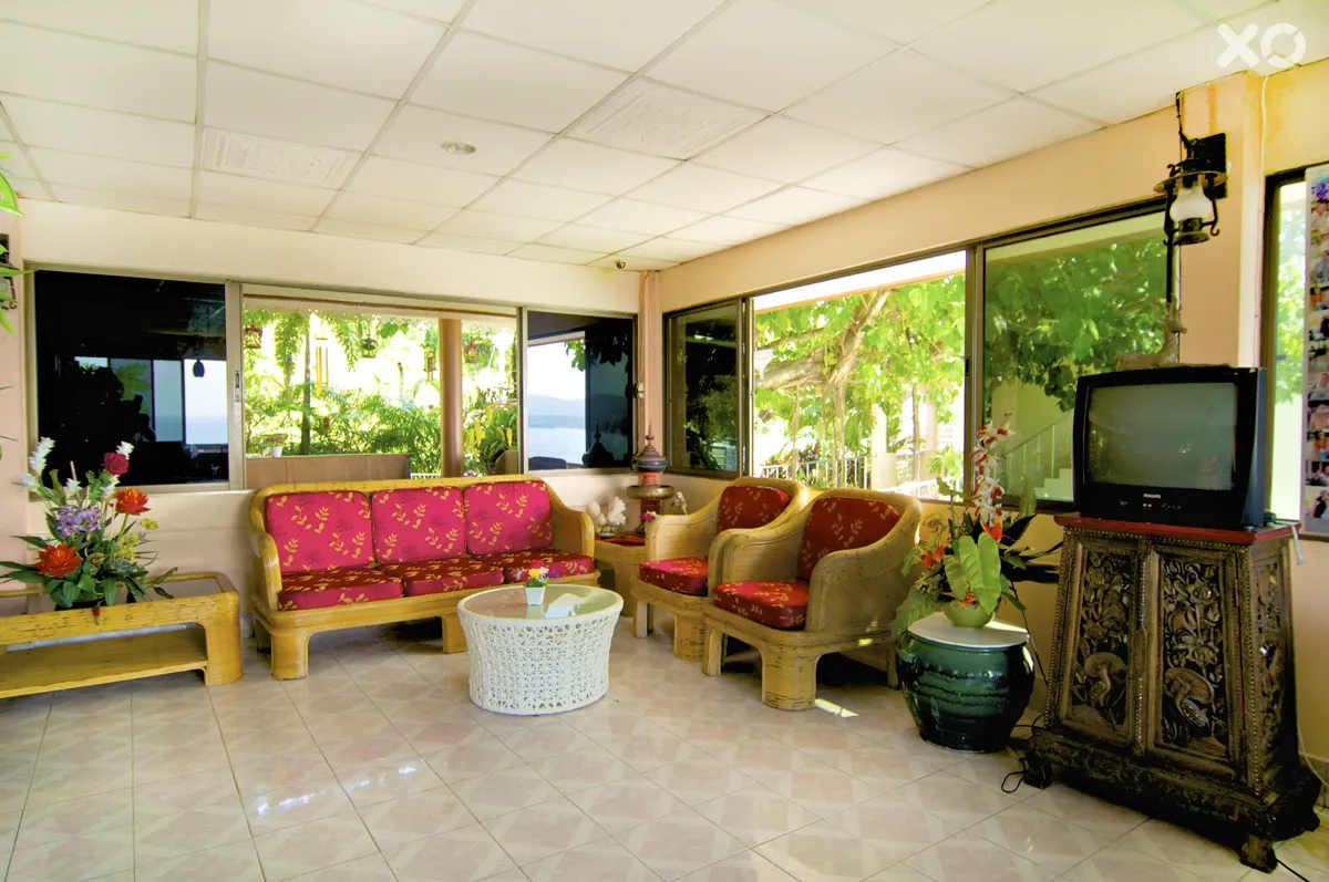 Baan Karon Hill Phuket Resort