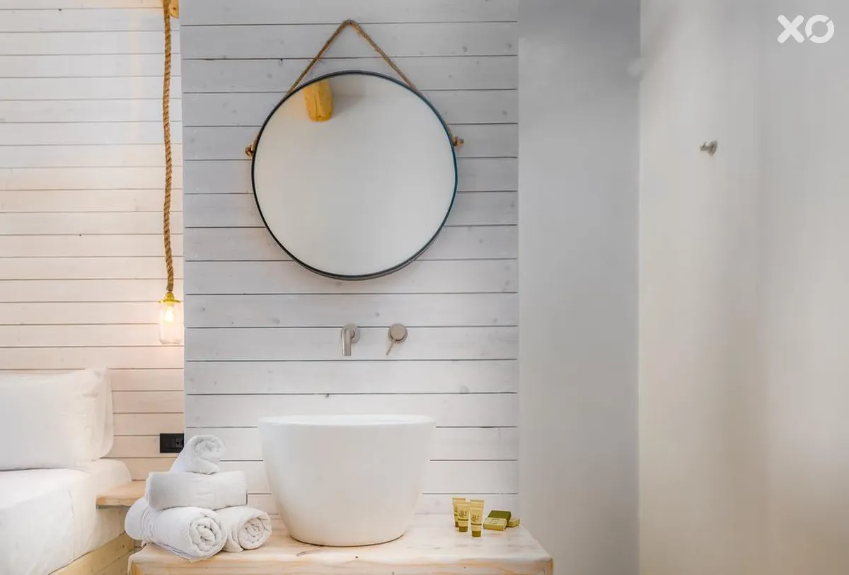 Gloria Maris Hotel Suites & Villa
