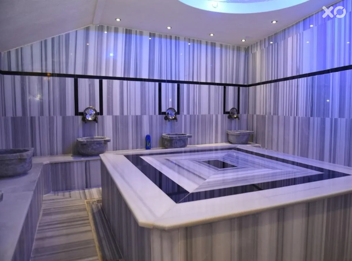 Muz Hotel