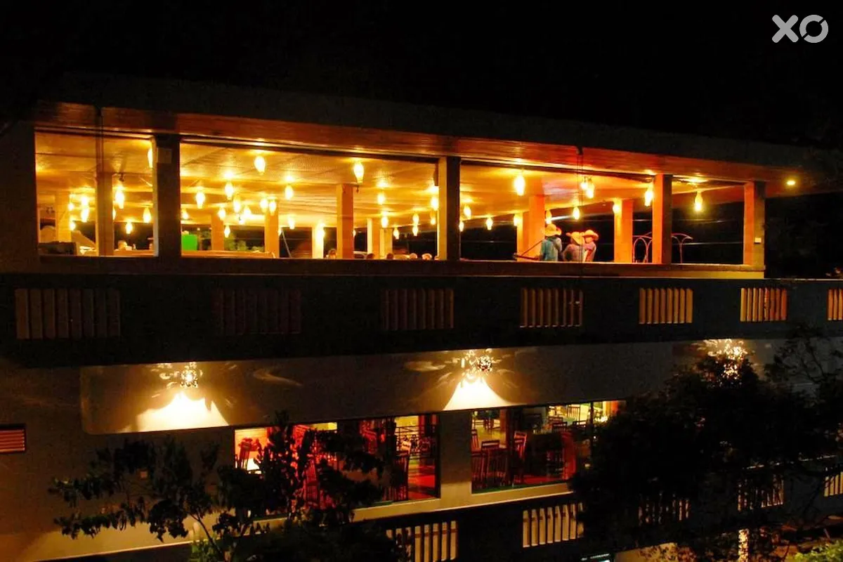 Peacock Beach Hotel