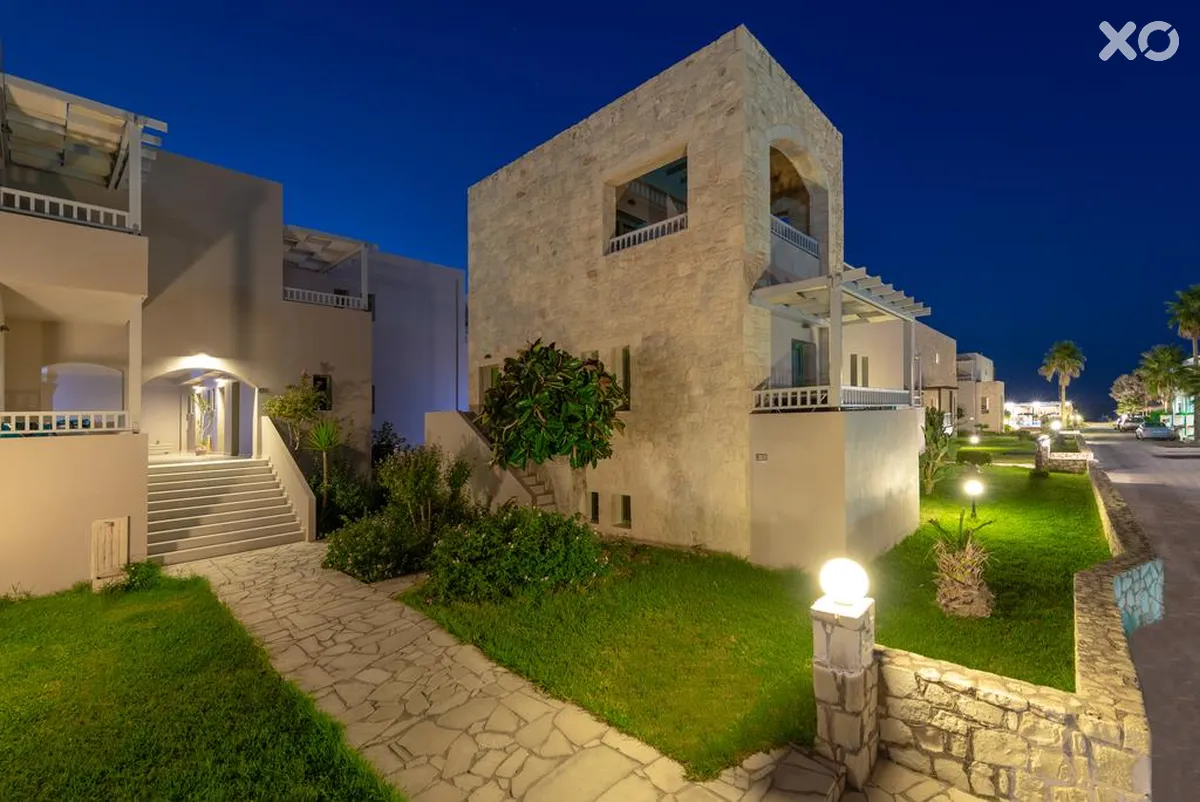 Erato Beach Hotel