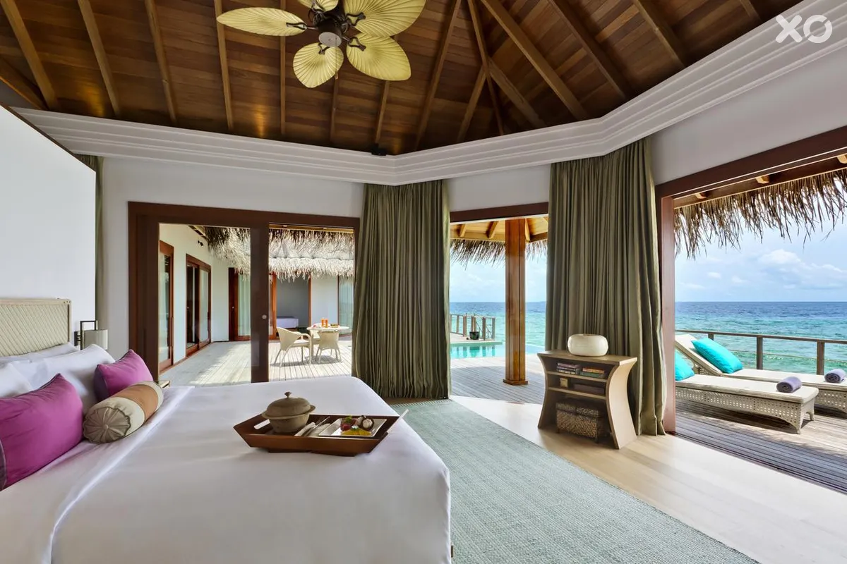 Dusit Thani Maldives Hotel