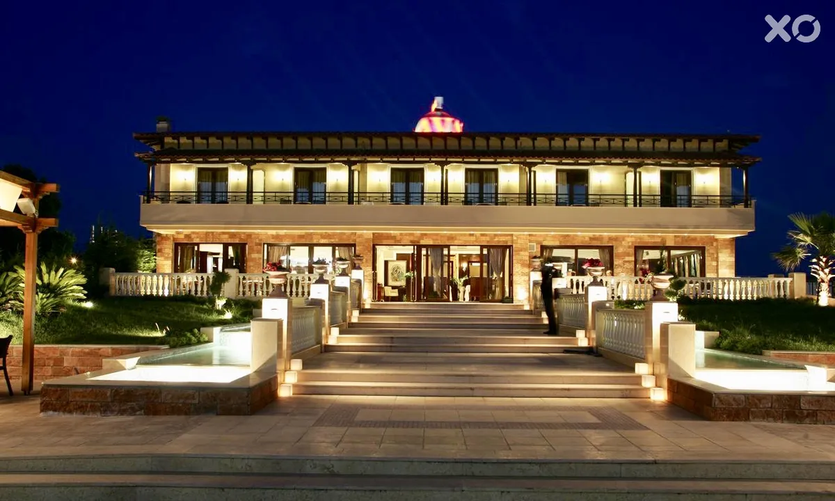 Avalon Hotel