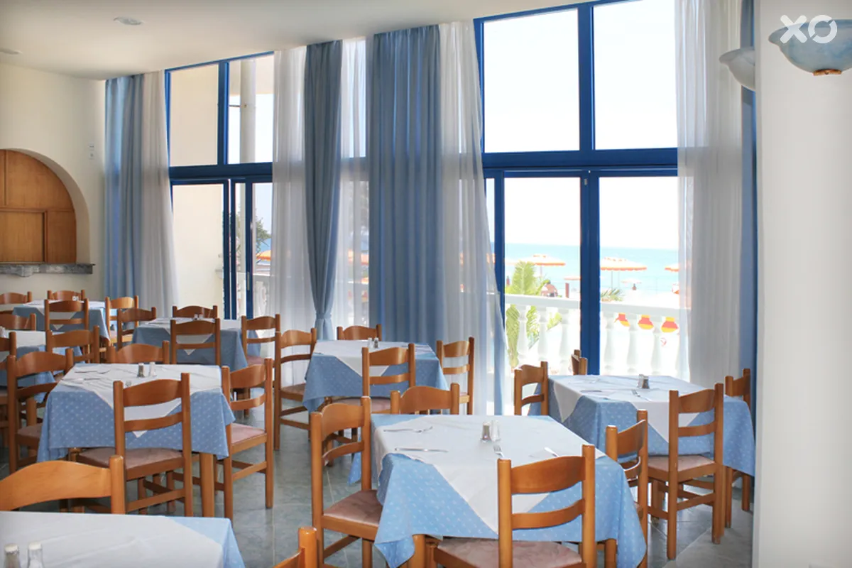 Kamari Beach Hotel