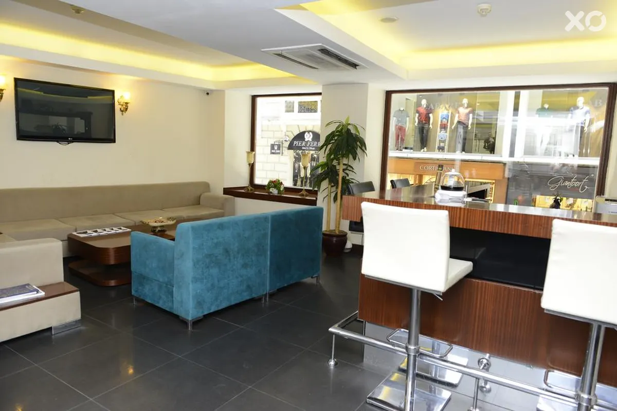 Atik Palas Hotel