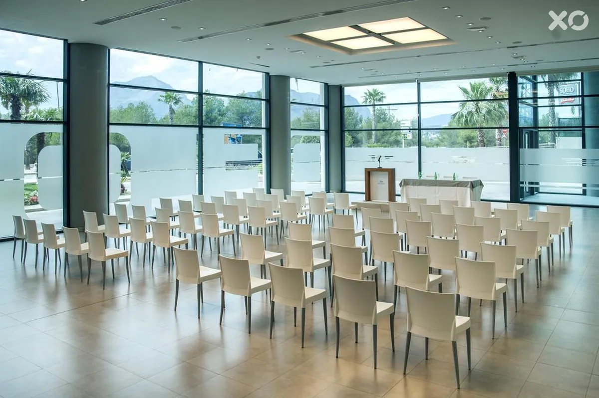 Deloix Aqua Center Hotel