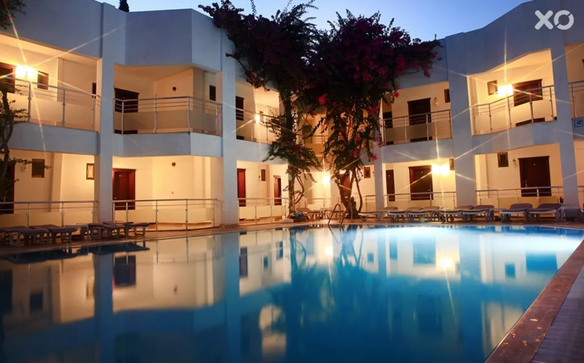Parilti Hotel