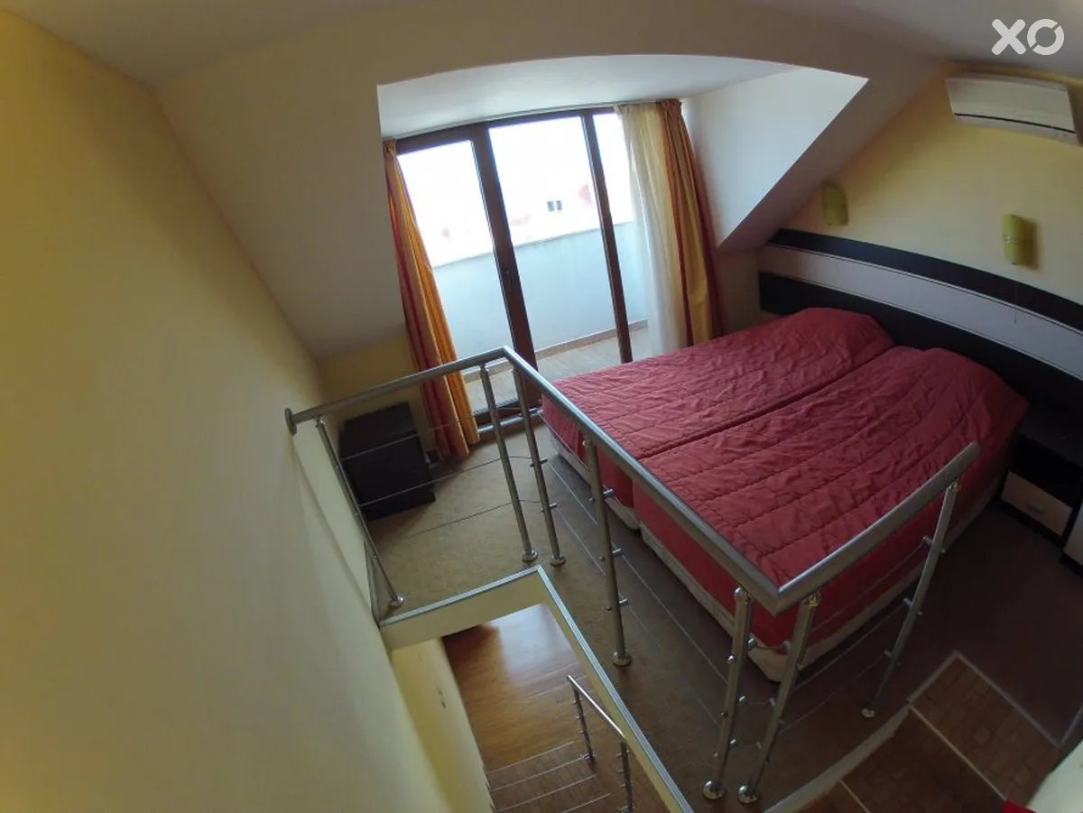 Apolis Hotel