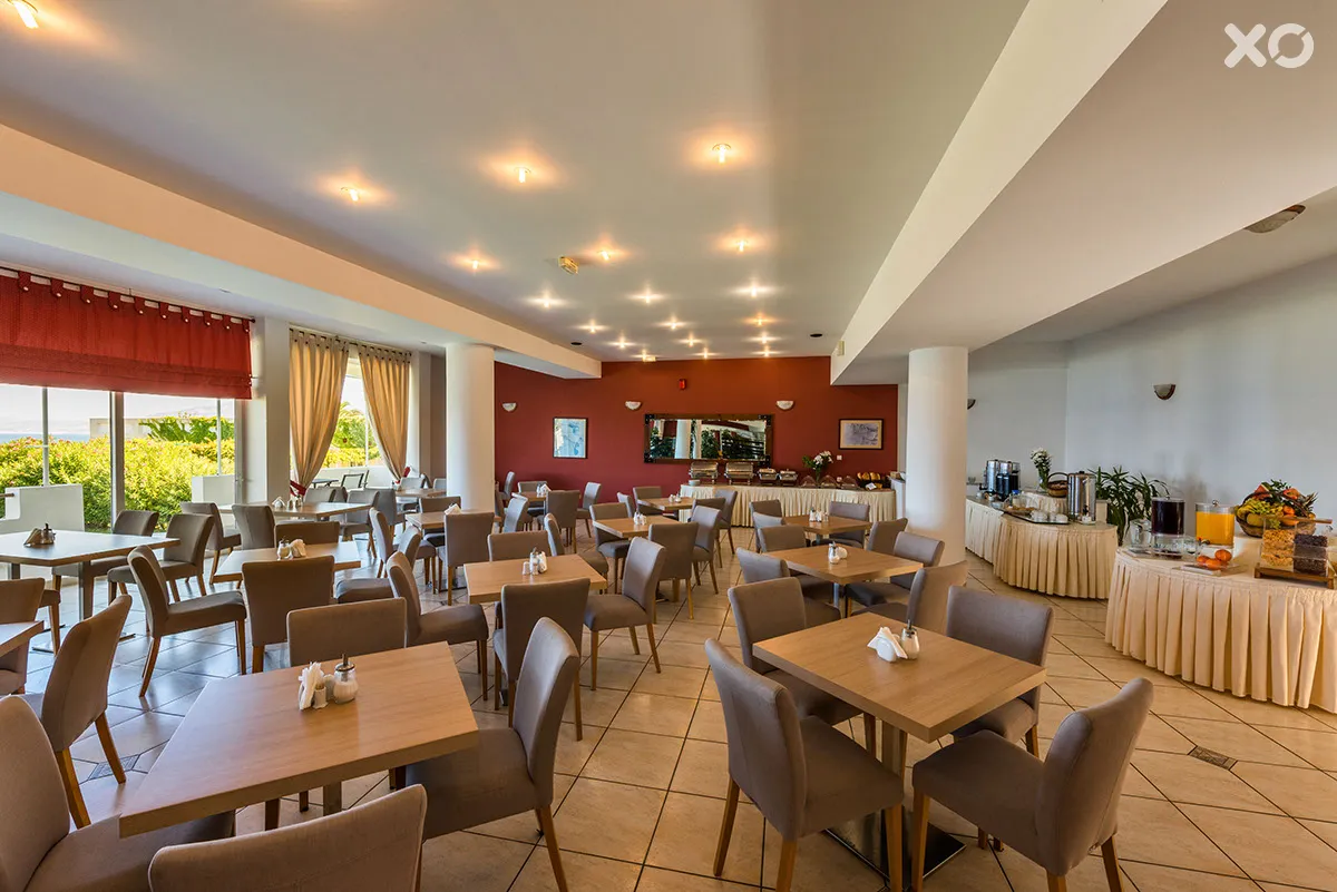 Niforeika Beach Hotel & Bungalows