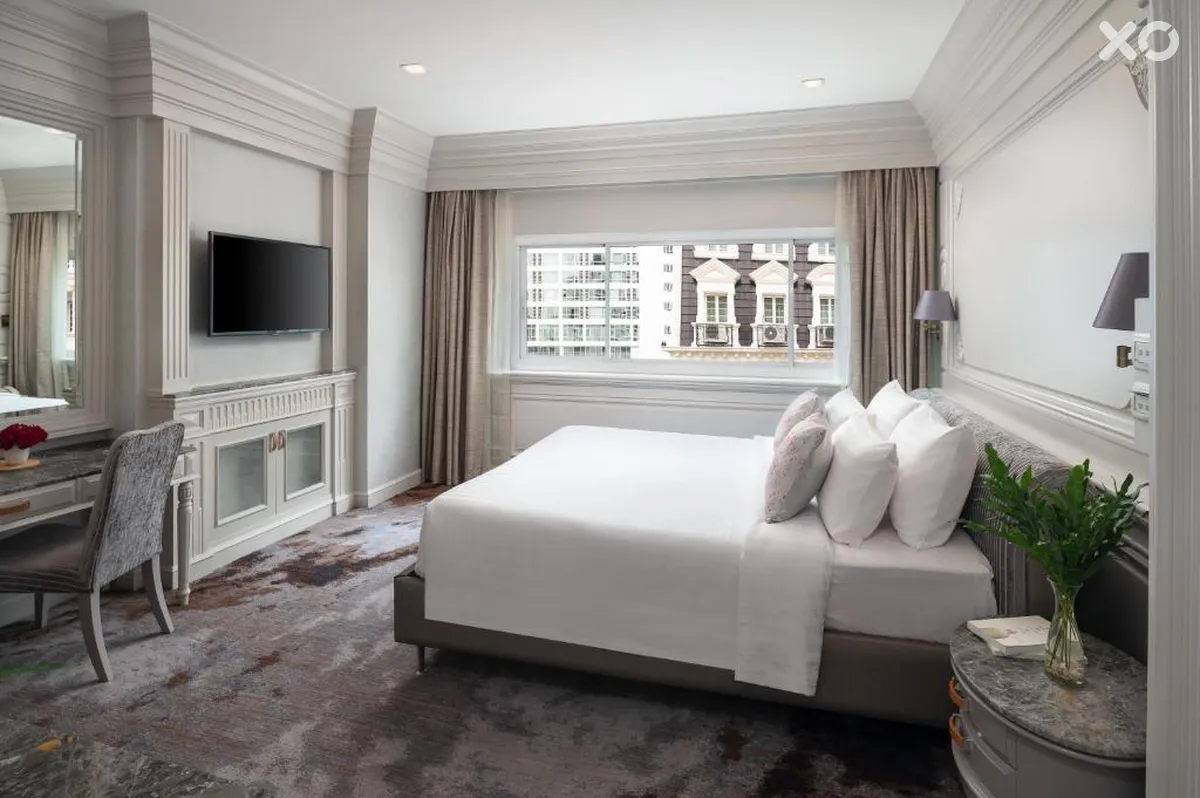 Kingston Suites